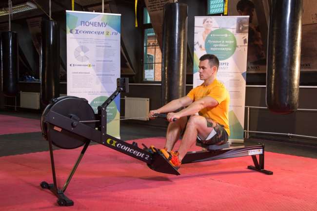 Гребной тренажер Concept 2 model D черный