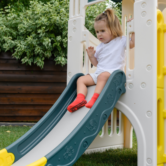 Игровой комплекс UNIX Kids Playhouse с горкой и качелями Игровой комплекс UNIX Kids Playhouse с горкой и качелями